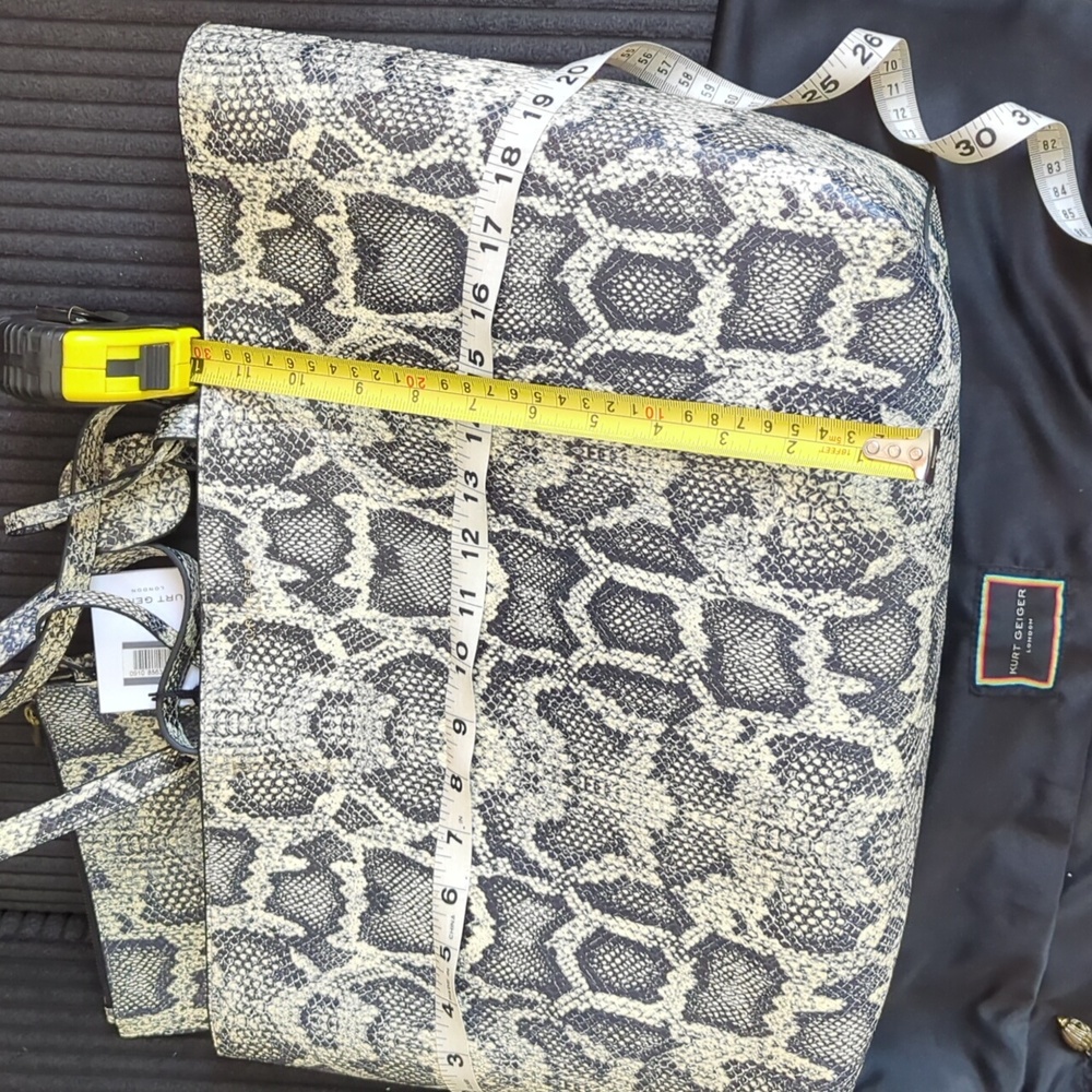 Kurt Geiger Genuine Leather Snakeskin Tote Bag With Removable Pouch - Picture 7 of 7